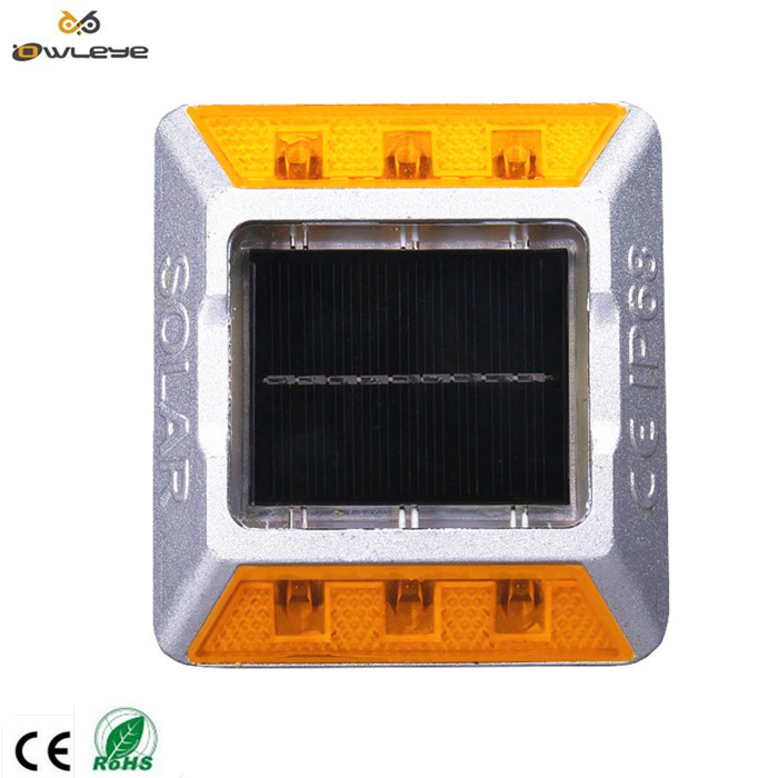 Aluminum solar road stud 